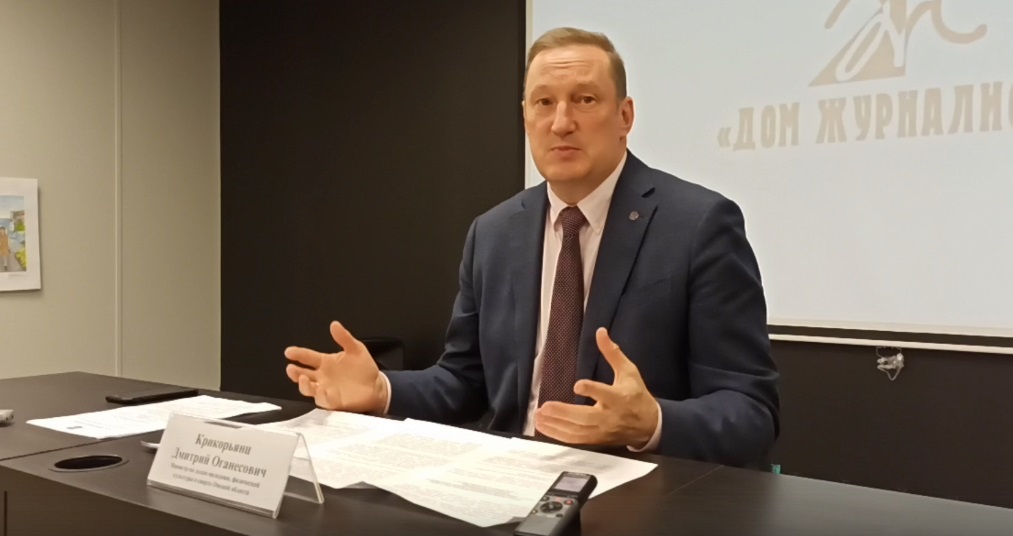 Перенёсший коронавирус Дмитрий Крикорьянц хочет научить всех зарядке, которая ему помогла