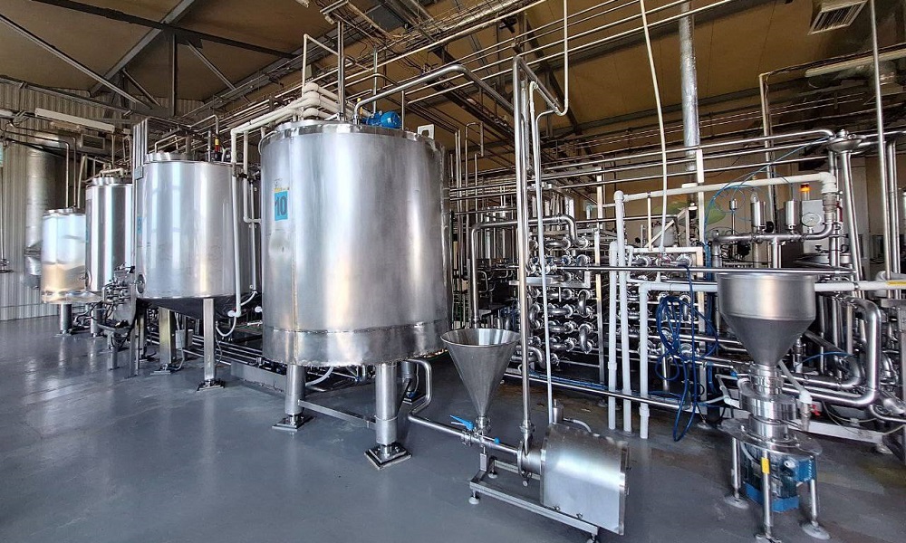 Виталий Хоценко сообщил, что на субсидии для модернизации молочного производства в Омской области выделят 50 млн рублей 