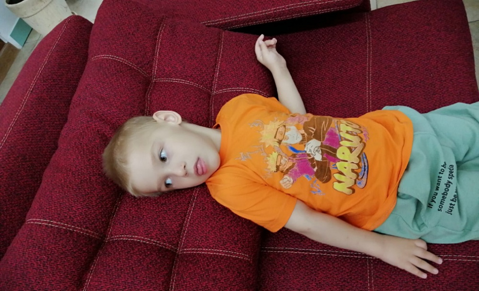 Мама 7-летнего омича просит неравнодушных людей помочь 