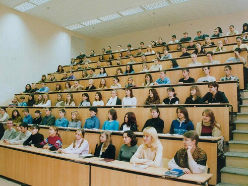 Омские вузы по результатам всероссийского мониторинга признали эффективными