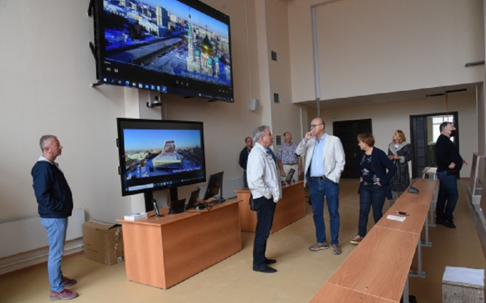 В ОмГУ оснащают оборудованием новый корпус