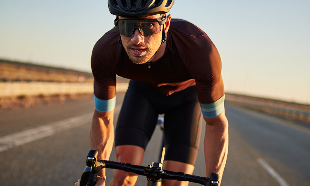 Сезон шоссейных велогонок стартует в Омской области 19 апреля