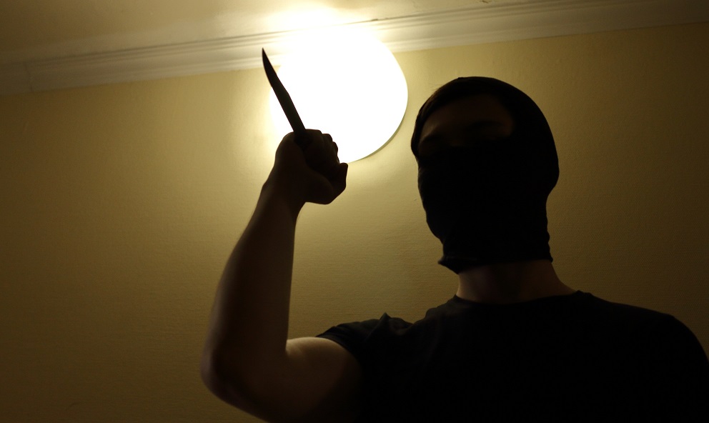 Омич получил условный срок за избиение, а на следующий день зарезал человека 