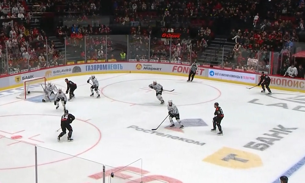 «Авангард» обыграл «Торпедо» со счётом 4:1