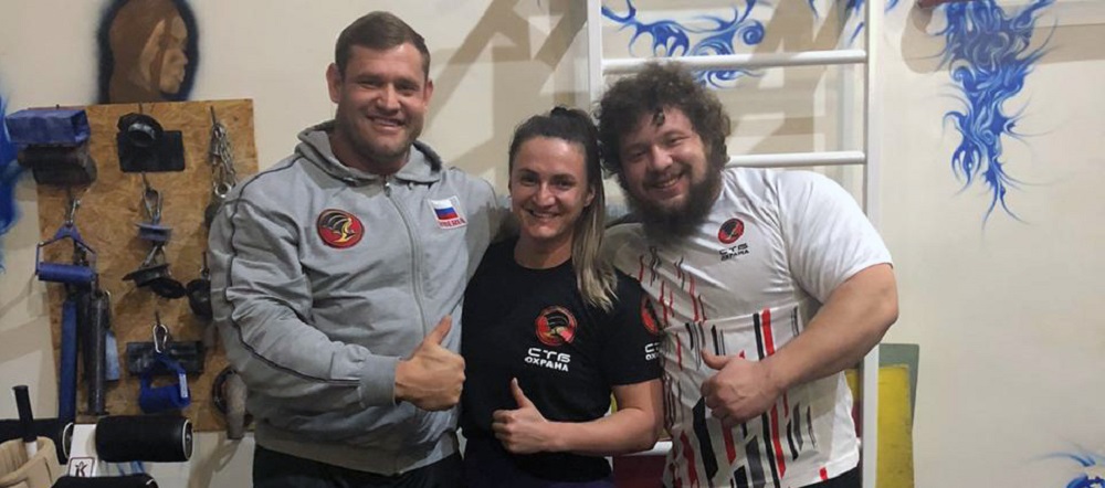 Воспитанники омского силача Михаила Шивлякова отправятся на соревнования в США