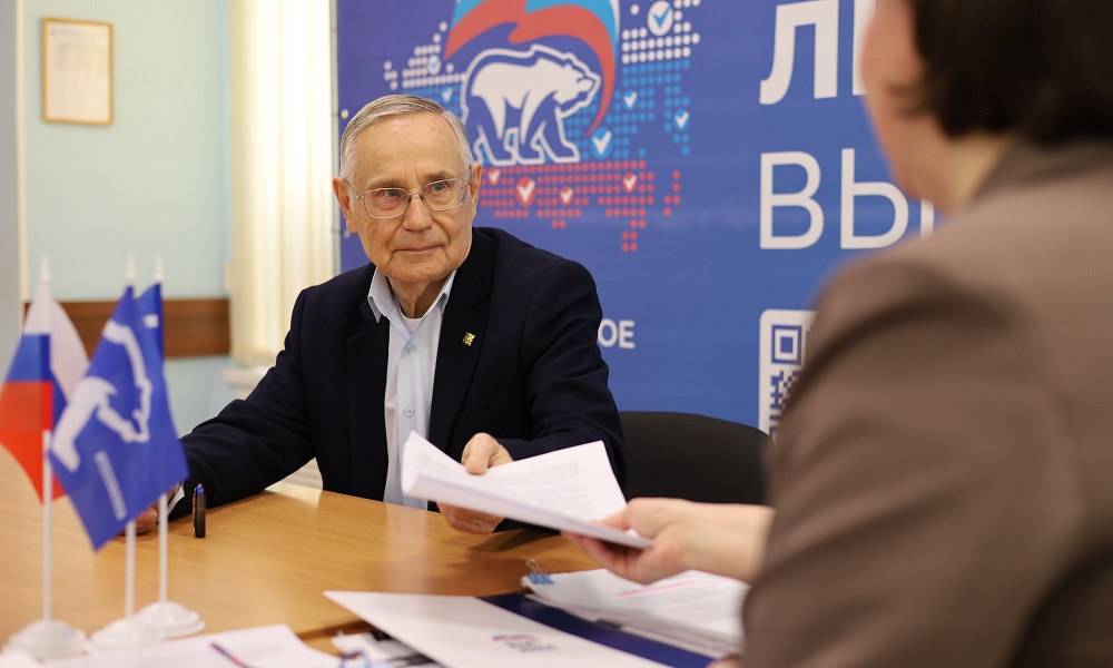 Валерий Кокорин подал документы на предварительное голосование  «Единой России» в Заксобрание 