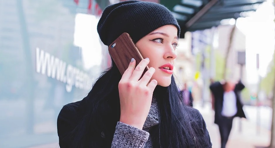 Омичи, у которых пандемия вызывает панику или подавленность, могут получить бесплатную психологическую помощь