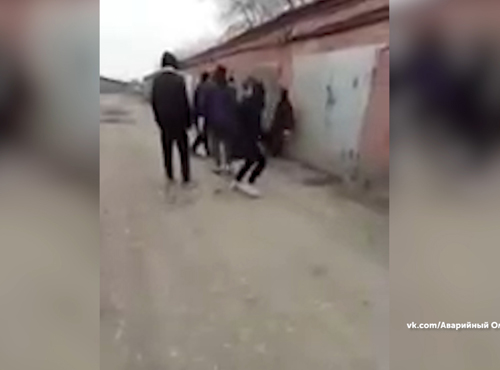 Закидавшие камнями пенсионера омские школьники предстанут перед судом