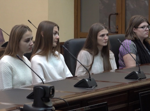 Омские студенты могут попасть на стажировку в бизнес-компании и госструктуры