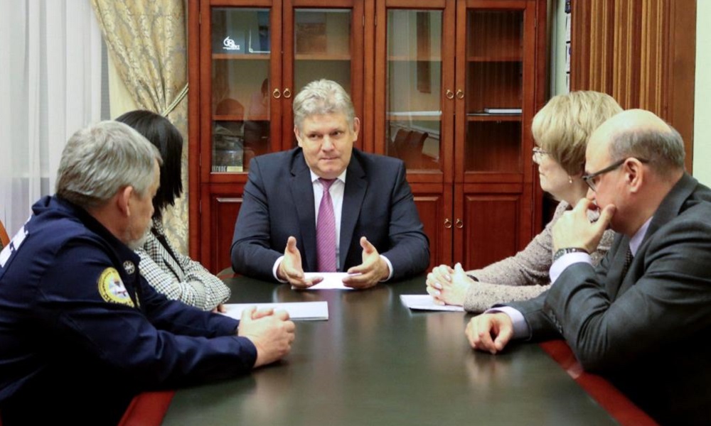 Полпред Анатолий Серышев встретился с представителями омских общественных организаций