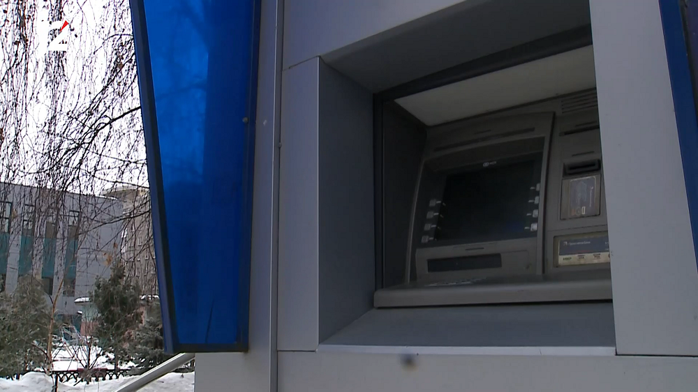 ЦБ смягчил ограничения на переводы средств за границу для физлиц 