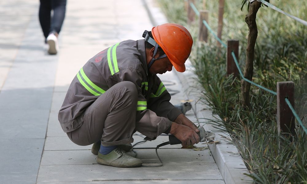 Двух омичек судят за легализацию незаконных мигрантов из Средней Азии