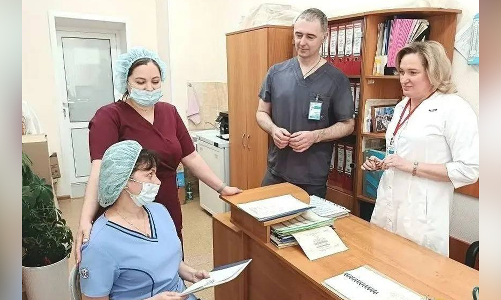 Иностранные пациенты приезжают в Омск за помощью травматологов