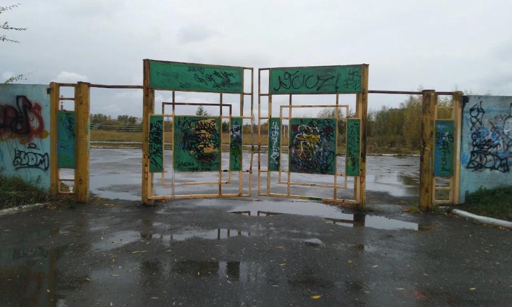 На окраине Омска снесут стадион «Сокол»