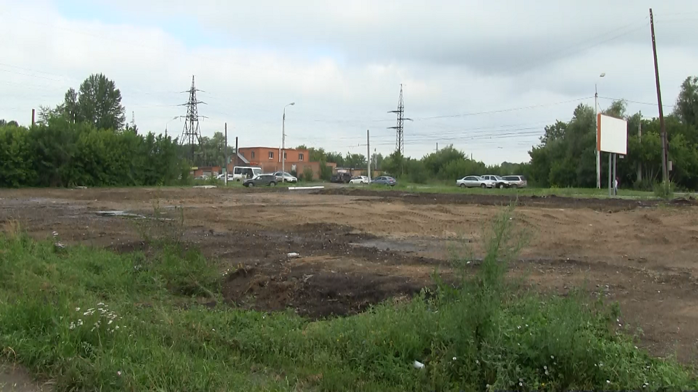 В Омске на проспекте Мира снесли автозаправку-самострой 