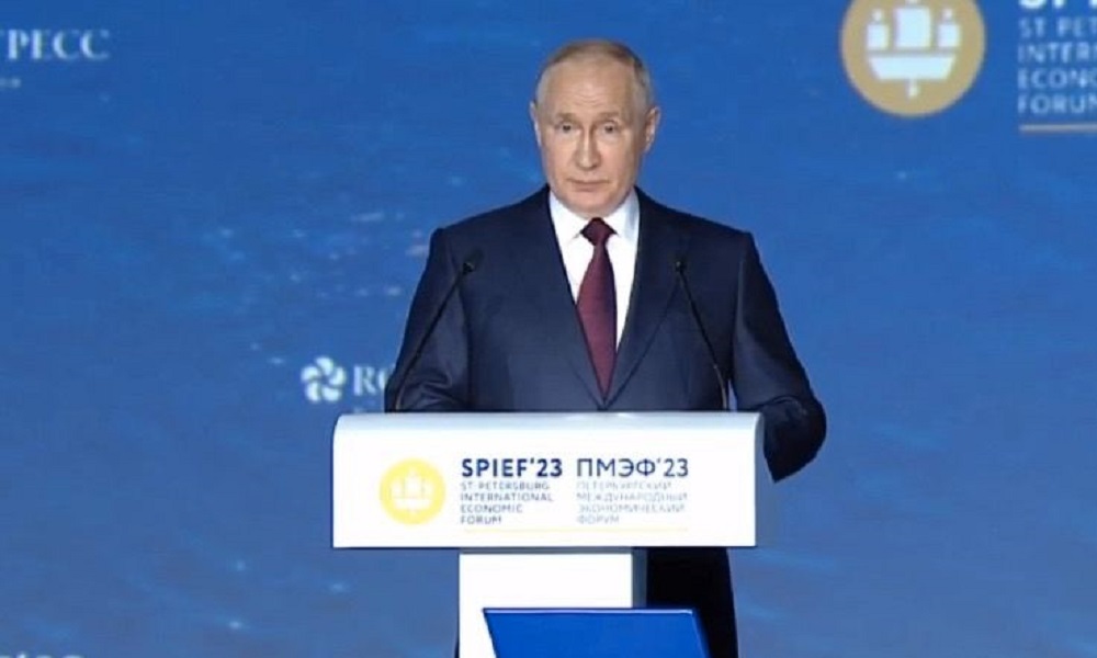 Владимир Путин заявил о низкой инфляции и росте доходов населения