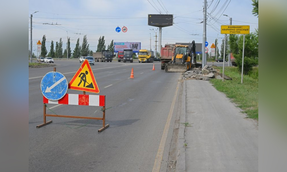 В Омске ремонтируют развязку у Ленинградского моста