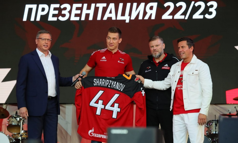 «Авангард» презентовал новую форму с надписью «Не пытайтесь покинуть Омск»