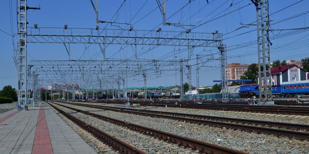 В Омске осудили бездомных мужчину и женщину за изнасилование на железнодорожном вокзале