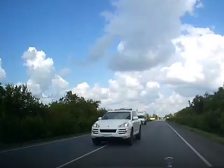 Водителя  Porsche Cayenne оштрафовали на 5 тысяч через соцсети