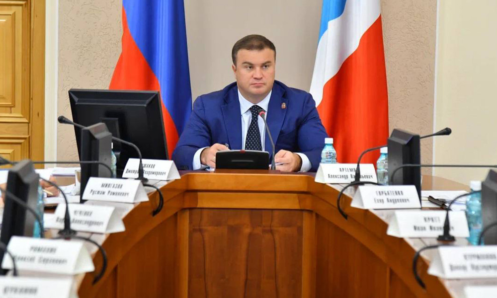 Президент России Владимир Путин позвонил губернатору Виталию Хоценко в день юбилея