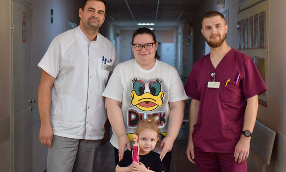 В Свердловске врачи провели операцию 5-летней девочке по удалению магнитов из её живота  