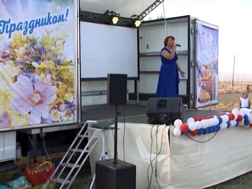 В Омскую область поступил очередной Дом культуры на колёсах