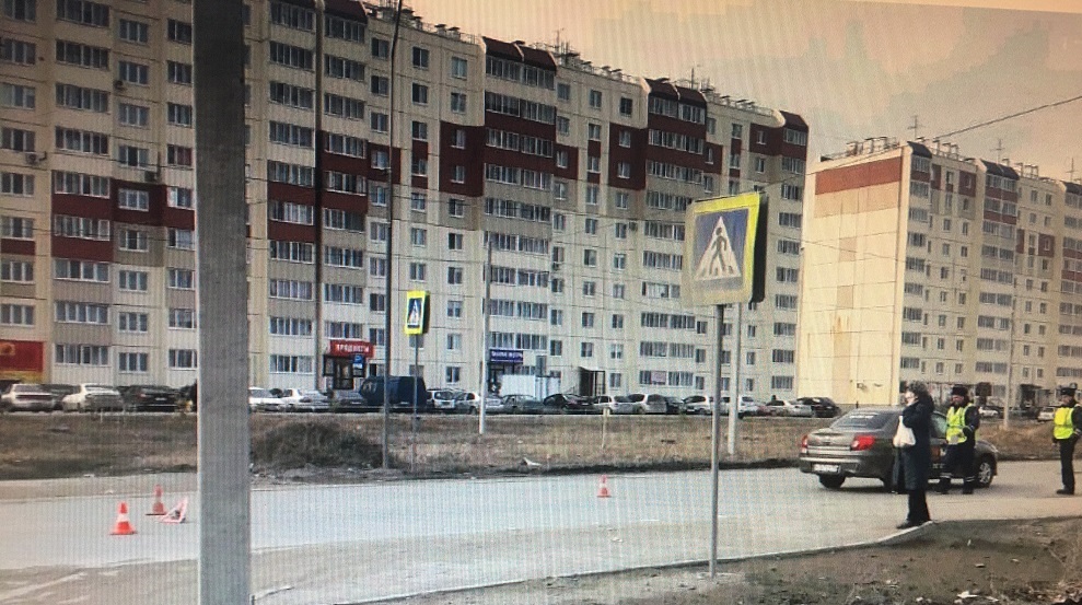 В Омске пьяный автомобилист сбил женщину на "зебре"