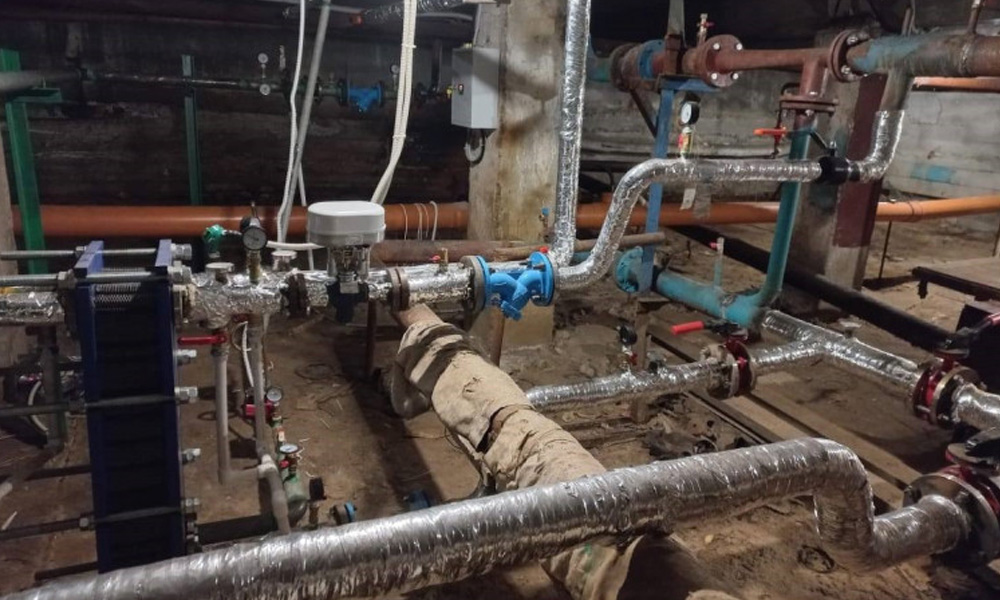 В Омске к подаче тепла подготовили 98% многоквартирных домов Центрального округа