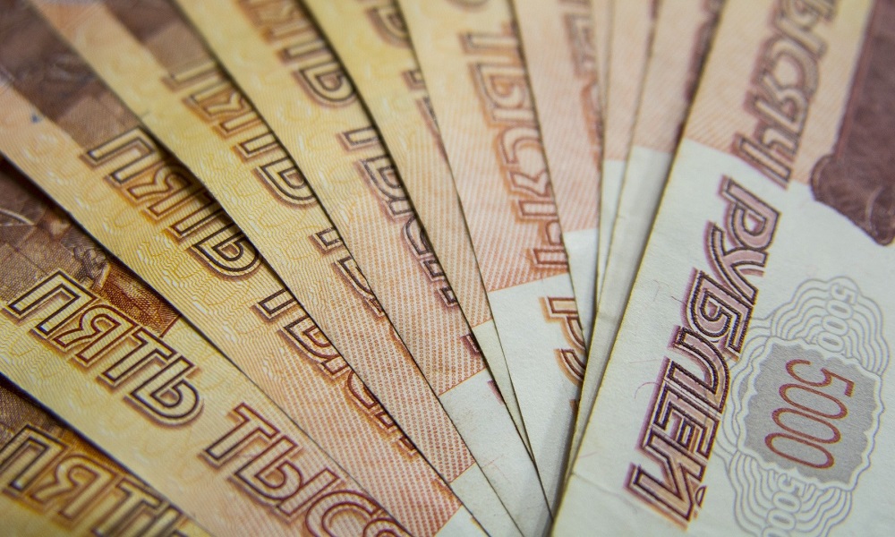 После вмешательства прокуратуры омским работникам ЖКХ выплатили больше 1 млн долгов по зарплате