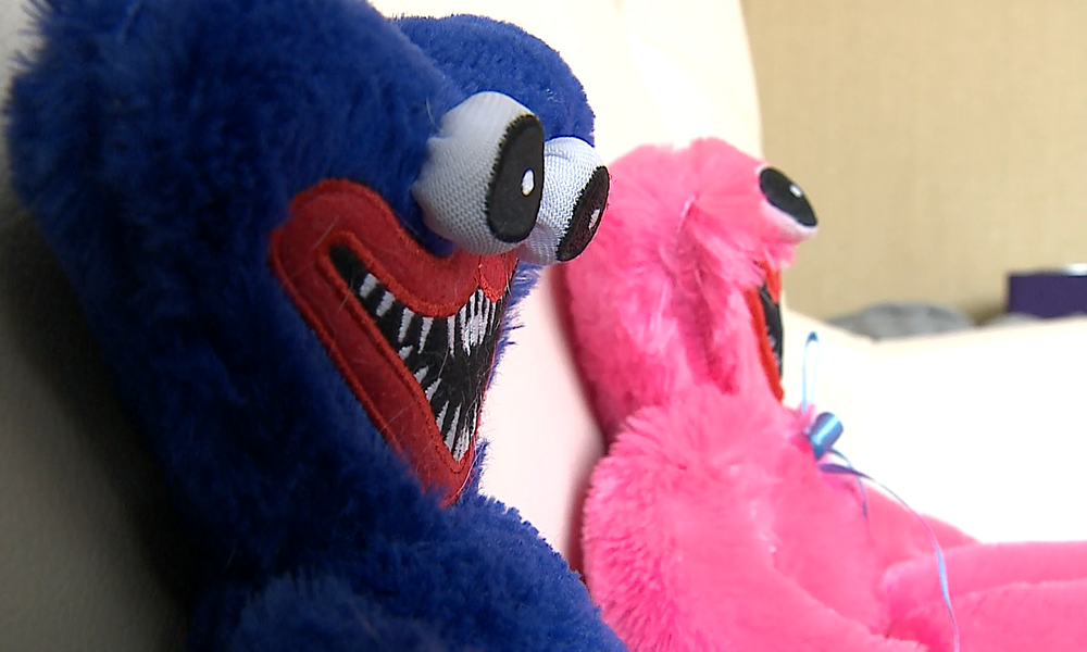 Оказалось, что детям не игрушка: пушистых зубастиков Хагги Вагги признали опасными