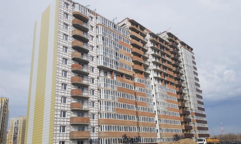 В Омске достраивают один из домов в ЖК «Весна» для 324 дольщиков