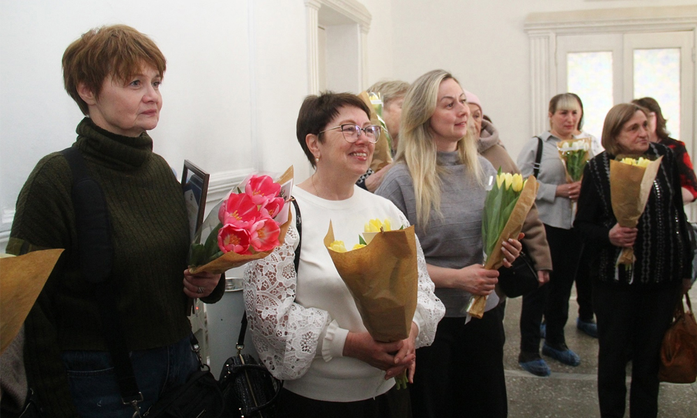 «Единая Россия» поздравила активных жительниц Центрального округа с наступающим 8 Марта
