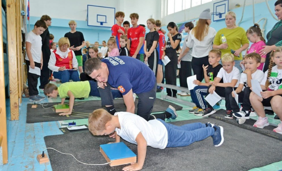 Омский региональный фестиваль «ГТО в школы» объединил 135 участников