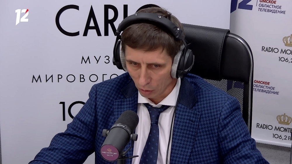 Константин Мельников всё-таки уходит с поста директора депспорта Омска