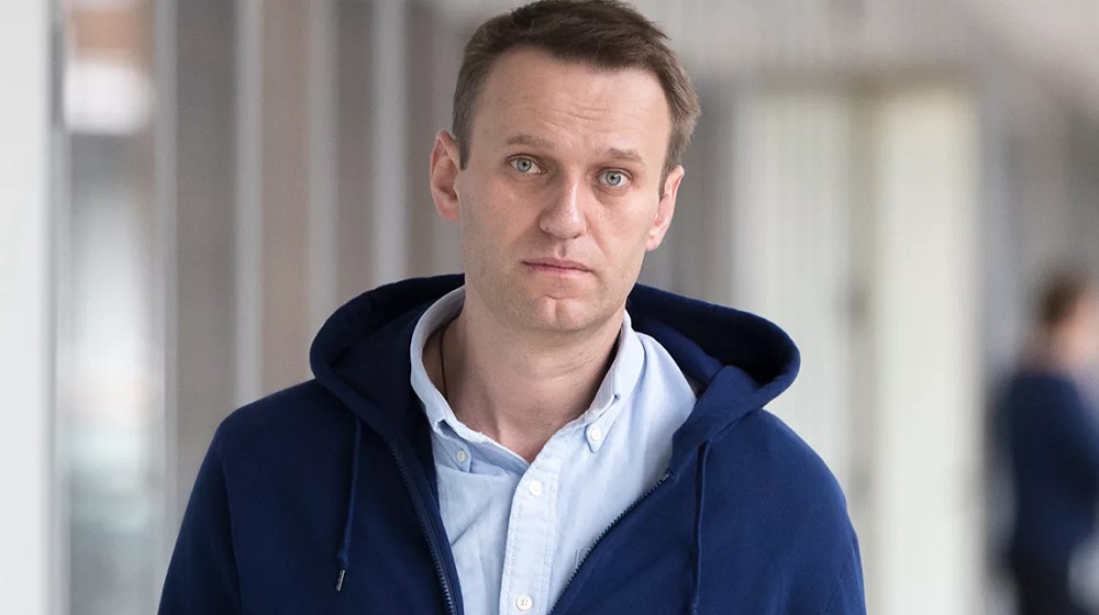 "Наши врачи его спасли": Александр Бурков о лечении Навального в омской БСМП-1