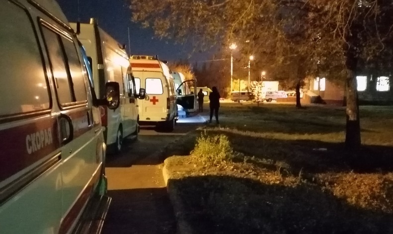 Минздрав отреагировал на жалобу беременной омички на очередь из скорых в МСЧ № 4