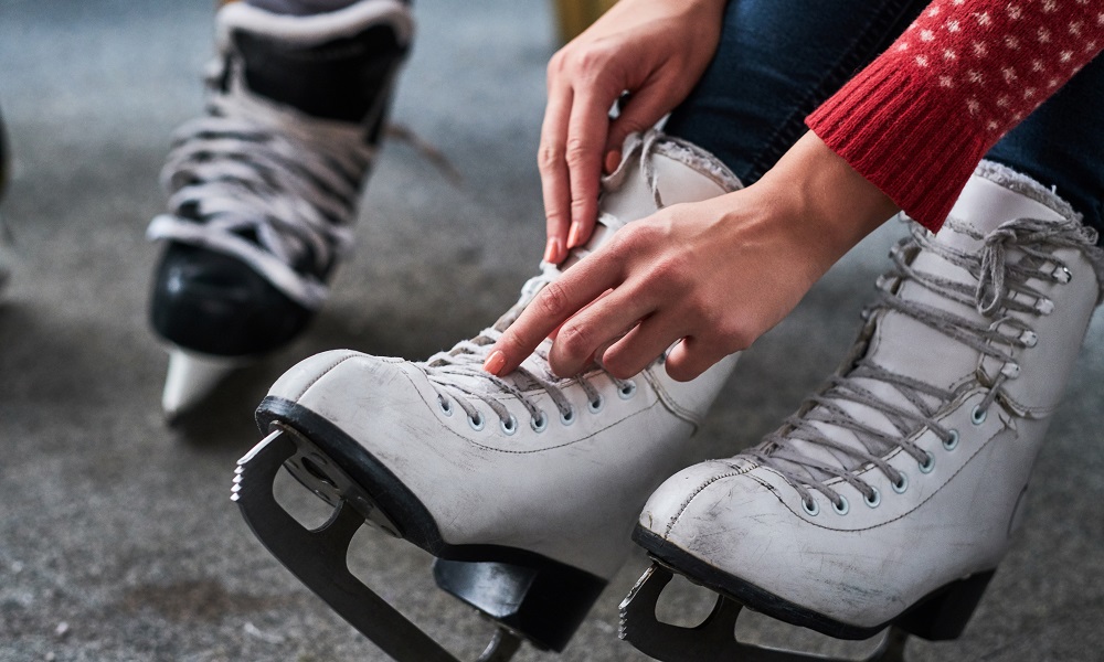 Крышу омского ледового дворца им. Фетисова отремонтируют до 1 декабря