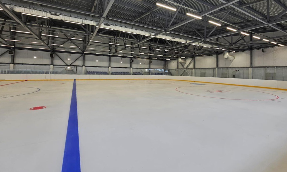 В госпабликах отчитались о завершении строительства ФОК в Калачинске