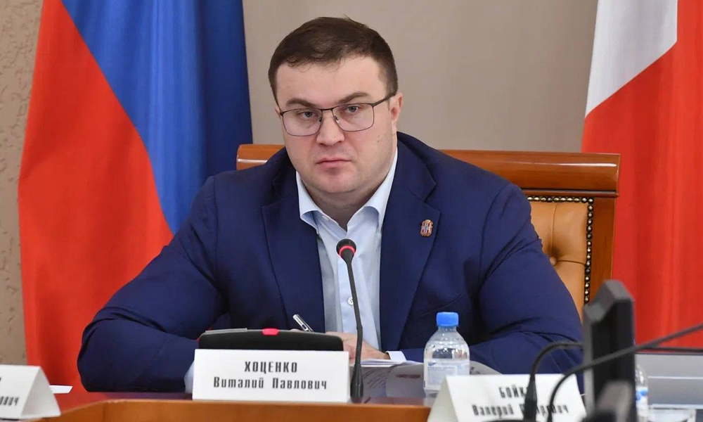 Виталий Хоценко поручил увеличить финансирование образования в Омской области на 2,7 млрд рублей