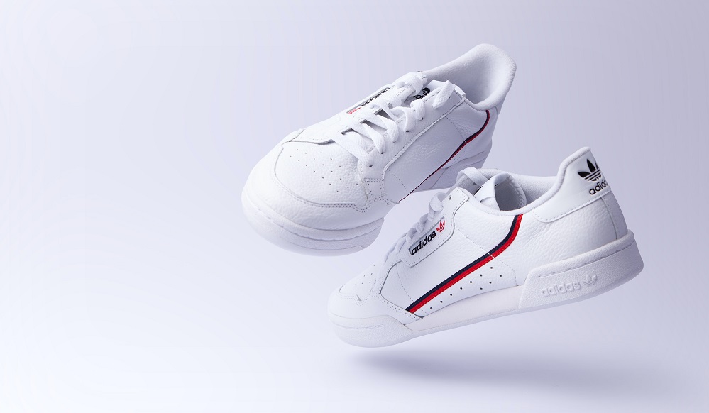 Спортивный бренд Adidas может продать российские активы зарубежному инвестору 