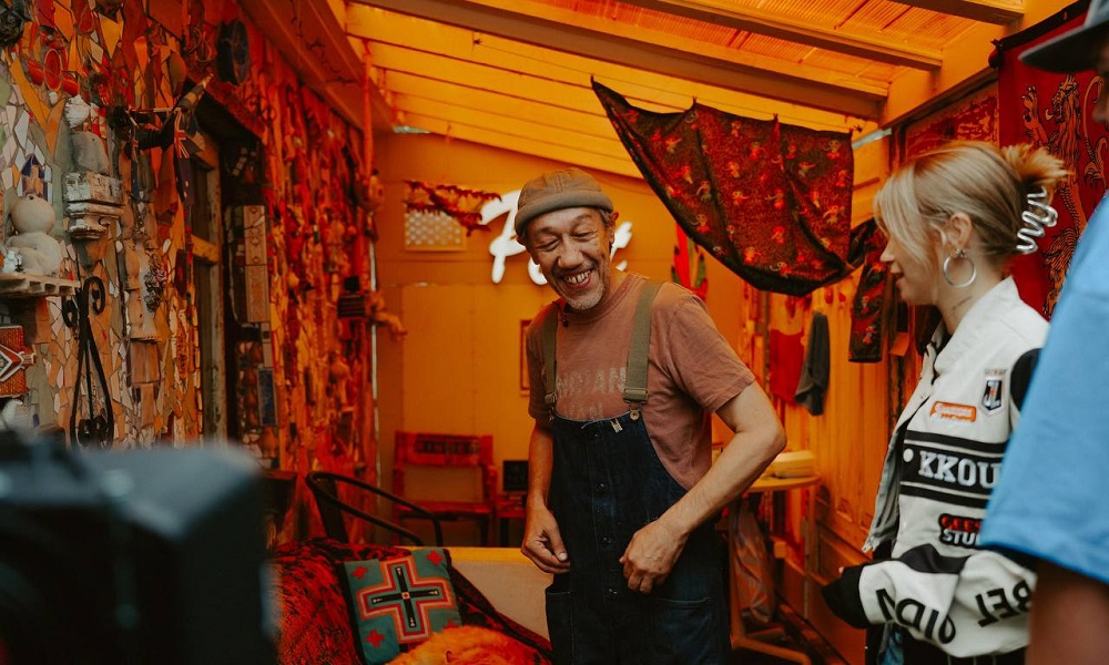 Картину омского художника Дамира Муратова продали почти за 800 тысяч рублей