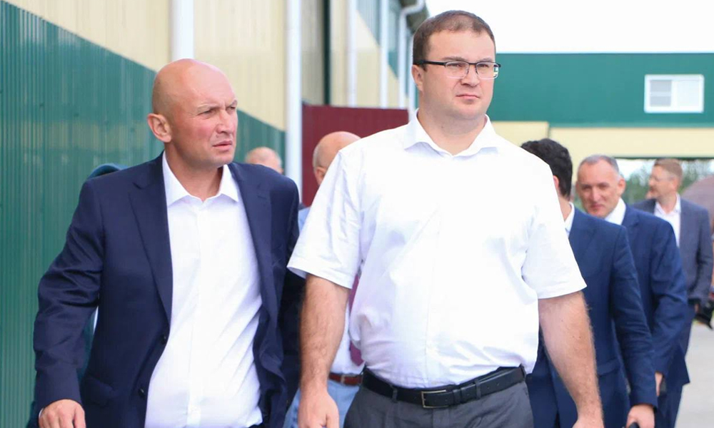 Виталий Хоценко оценил развитие завода «СИББИР» в Омске