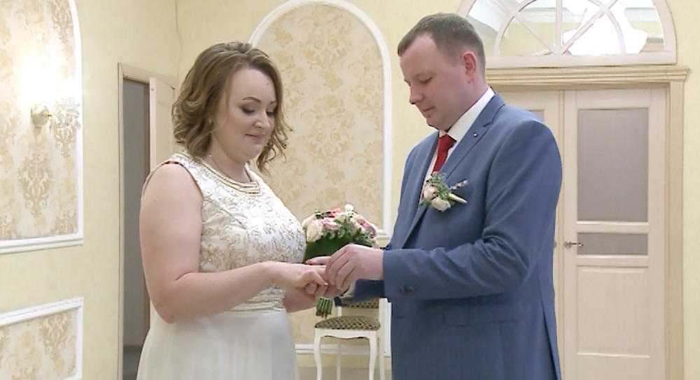 Омские влюбленные сыграют свадьбу в уникальный день