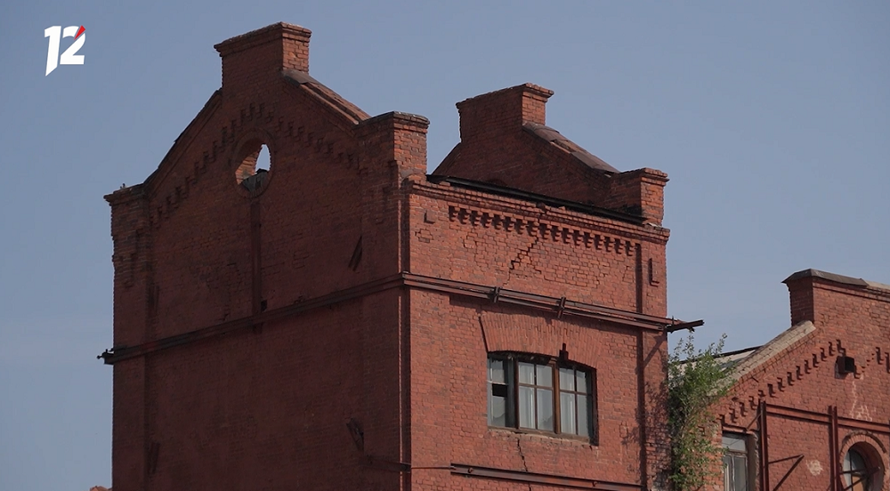 Омский минкульт заверил, что старинное здание дрожже-винокуренного завода не снесут