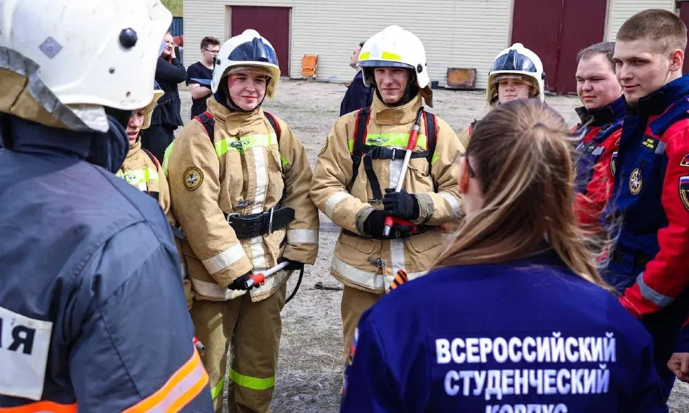 Омские студенты-спасатели отметили 25-летие ВСКС