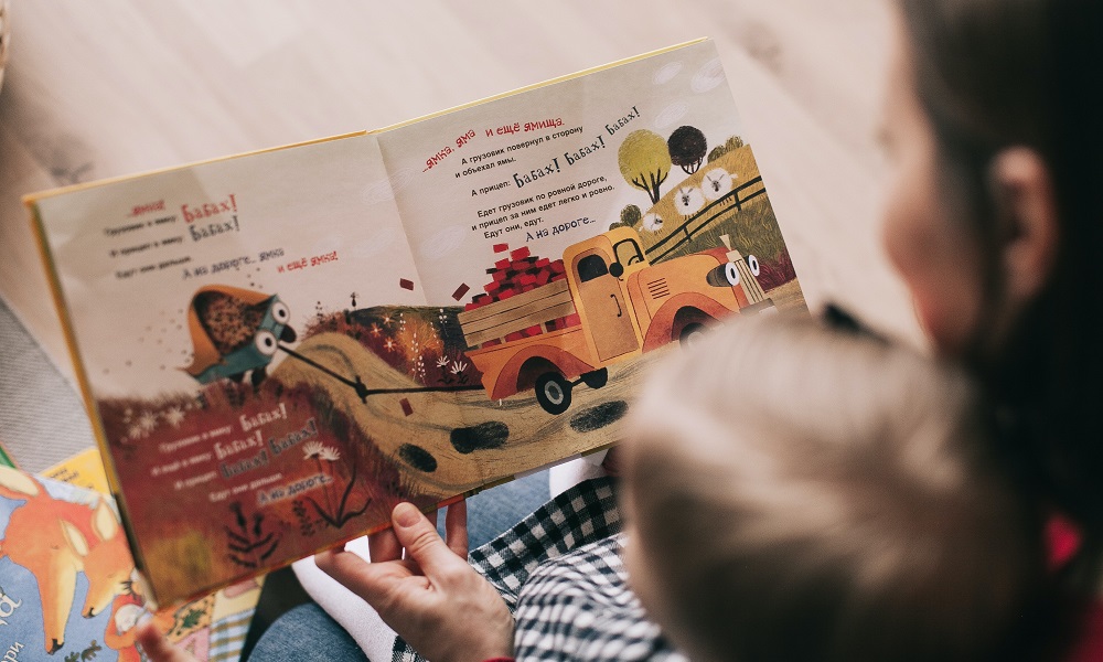 В Омской области пособия беременным женщинам и одиноким родителям за январь придут в новых размерах