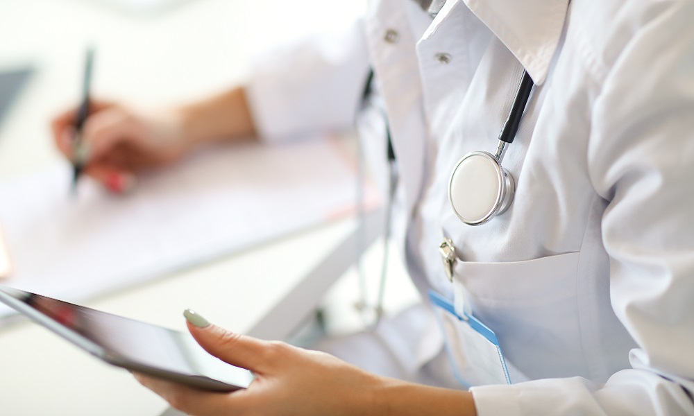 Омские медсёстры педиатра могут зарабатывать до 70 тысяч рублей