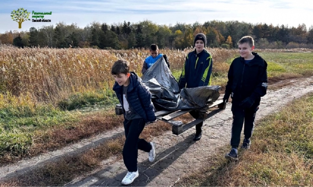 Региональный оператор вывез с берегов омских озёр более 100 кубометров мусора 