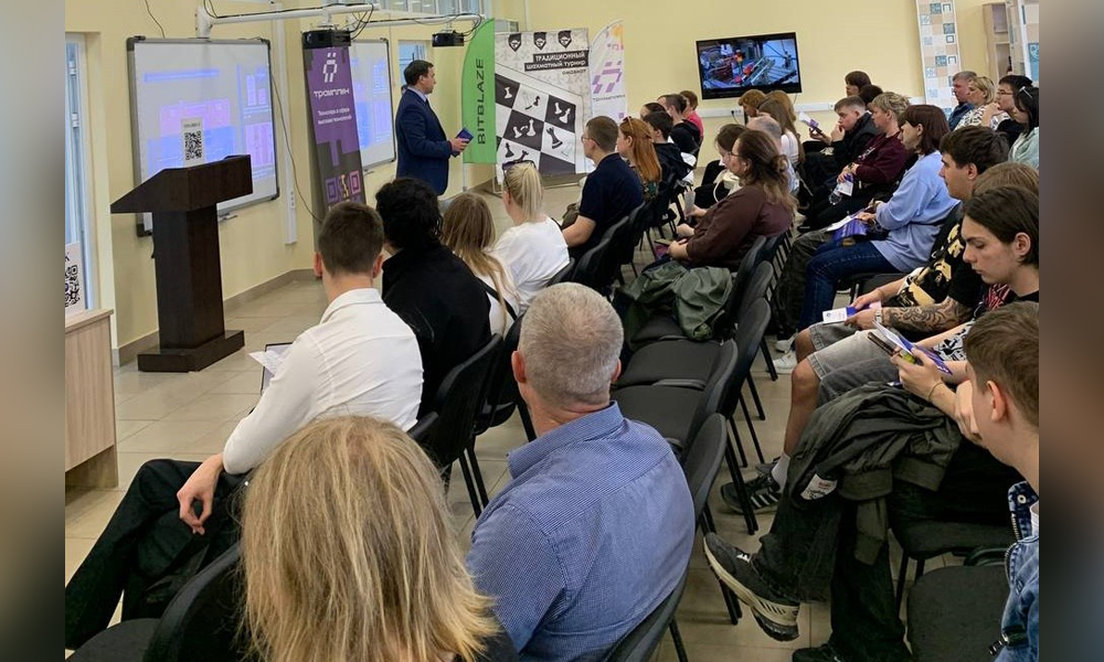 В Омском авиационном колледже прошёл день открытых дверей для будущих абитуриентов
